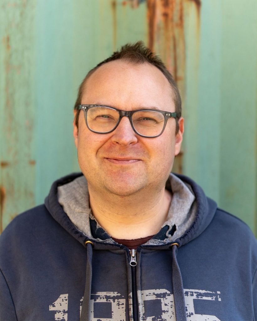 Über uns 2 svg+xml;charset=utf